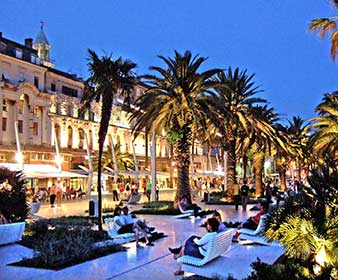 Split - Diocletian Palace - Riva promenade